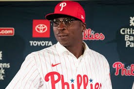 Philadelphia Phillies’ Didi Gregorius going to wear a mask